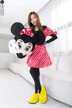 黑人捐精室里的女护士小说