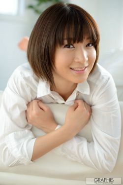 动漫女子被怪物带入虫巢